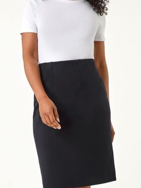 Essentiel Pencil Skirt